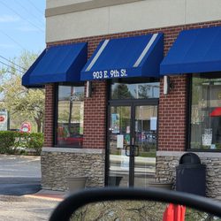 Nicky's Gyros - Lockport - Front of the business