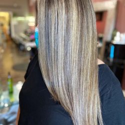 The Mane Lounge