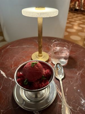 Red Room Bar by null