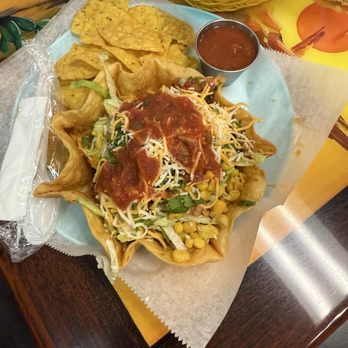 Pepos Burrito Bar - Very good food and plenty of it I had the shredded chicken taco bowl - Mexican Near Me - Etowah, Tennessee Pepos Burrito Bar - Very good food and plenty of it I had the shredded chicken taco bowl - Mexican Near Me - Etowah, Tennessee