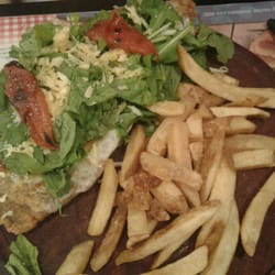 Junior B - Milanesa de rucucla.