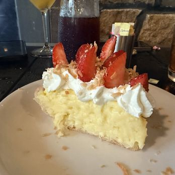 Anthonie's Market Grill - Coconut cream pie - Seafood Near Me - Simonton, Texas