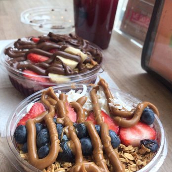 Baya Bar - Acai & Smoothie Shop - Pacific Beach w Cookie Butter, Bella Nutella (back) - Acai Bowls Near Me - Brooklyn, New York