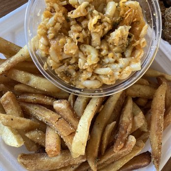 Exquisite Flavors - Seasoned fries and mac & cheese - Personal Chefs Near Me Exquisite Flavors - Seasoned fries and mac & cheese - Personal Chefs Near Me