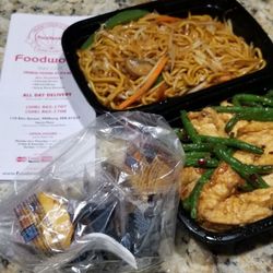 Foodworks - Veggie lomein and tofu with green beans.