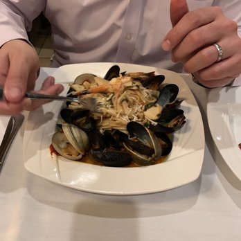 Savor Restaurant - Zuppe di pesce with linguine - New American Near Me - Somerville, New Jersey Savor Restaurant - Zuppe di pesce with linguine - New American Near Me - Somerville, New Jersey