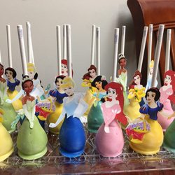 Sweet Bebe Cakes - Princesses cake pops