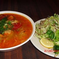 Pho Tau Bay - Periwinkle curried noodle soup