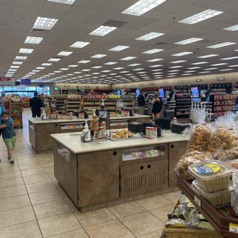 Buc-ee's - Nice and clean environment - Convenience Stores Near Me - Bastrop, Texas