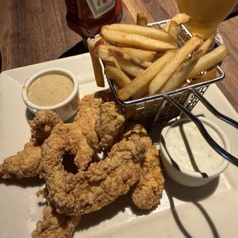 Yard House - Fried Chicken Tenders - New American Near Me - Irving, Texas Yard House - Fried Chicken Tenders - New American Near Me - Irving, Texas