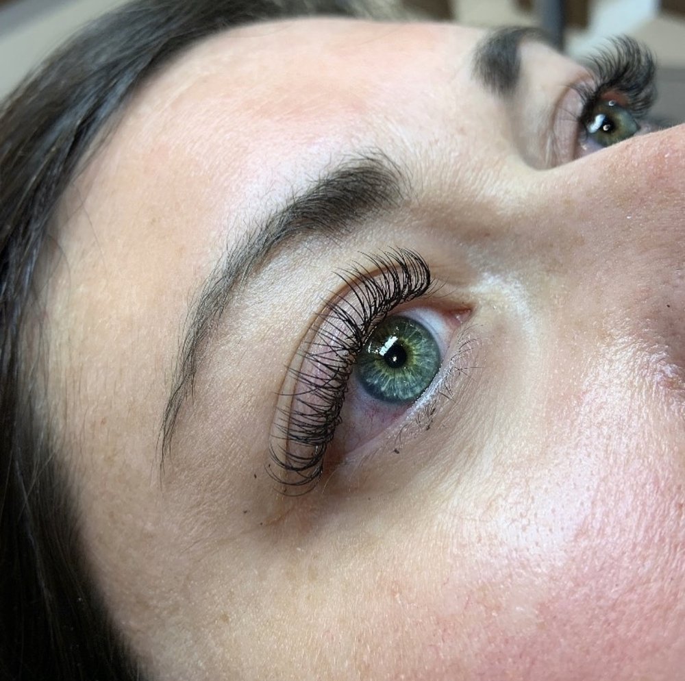 Kk Lash Logo