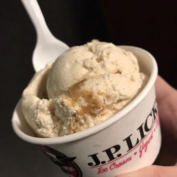 J P Licks - Coolidge Corner - Monthly flavor - Apple Crisp - Ice Cream & Frozen Yogurt Near Me - Brookline, Massachusetts