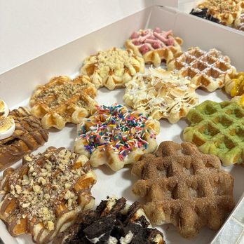 Wonderffle Cafe  - Assorted Dozen(12 flavours) - Waffles Near Me - Victoria, British Columbia