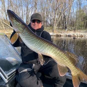 Hooksetters Guide Service - Fishing Near Me - Mosinee, Wisconsin Hooksetters Guide Service - Fishing Near Me - Mosinee, Wisconsin