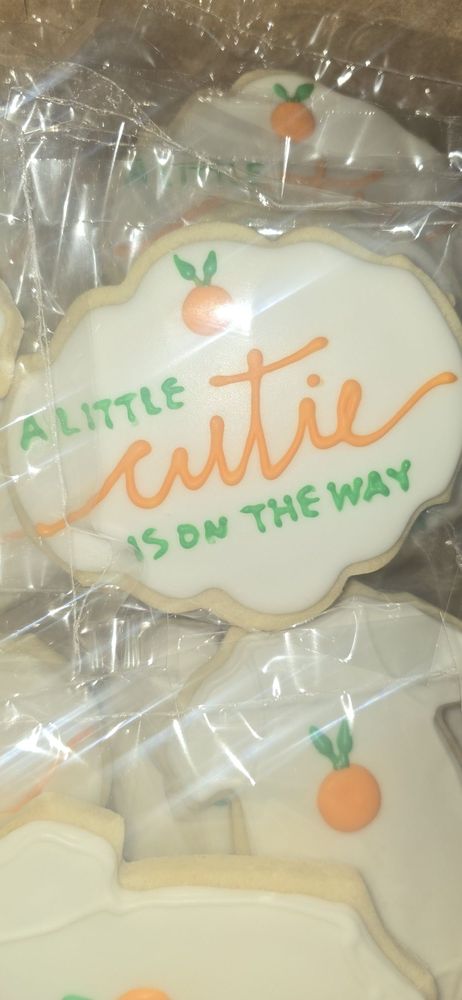 Daisies Sweet Treats Logo
