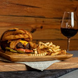 Josephine Lounge - Josephine House burger