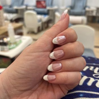 Professionail & Spa - Nail Salons Near Me - Foothill Ranch, California