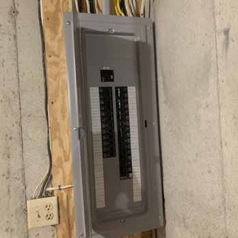 Linscott Electric - Electric Box - all new materials - Electricians Near Me - South Berwick, Maine Linscott Electric - Electric Box - all new materials - Electricians Near Me - South Berwick, Maine