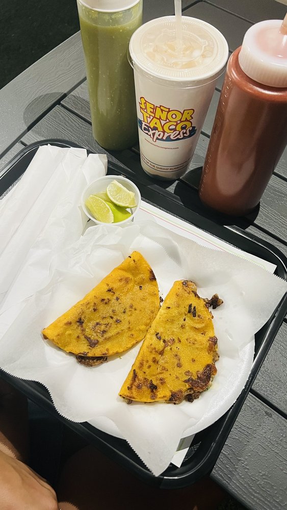 SEÑOR TACO EXPRESS 222 N Gilbert Rd, Gilbert, Arizona Food Trucks