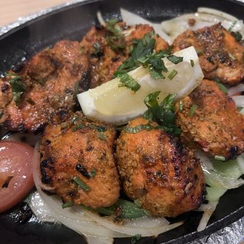 Curry Palace - Chicken tikka - Indian Near Me - Burlington, North Carolina