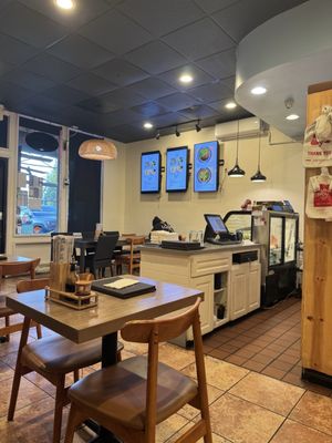 Cup Noodle Shop by null