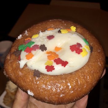 Do-Rite Donuts & Chicken - Pumpkin Spice Cake - Donuts Near Me - Chicago, Illinois Do-Rite Donuts & Chicken - Pumpkin Spice Cake - Donuts Near Me - Chicago, Illinois