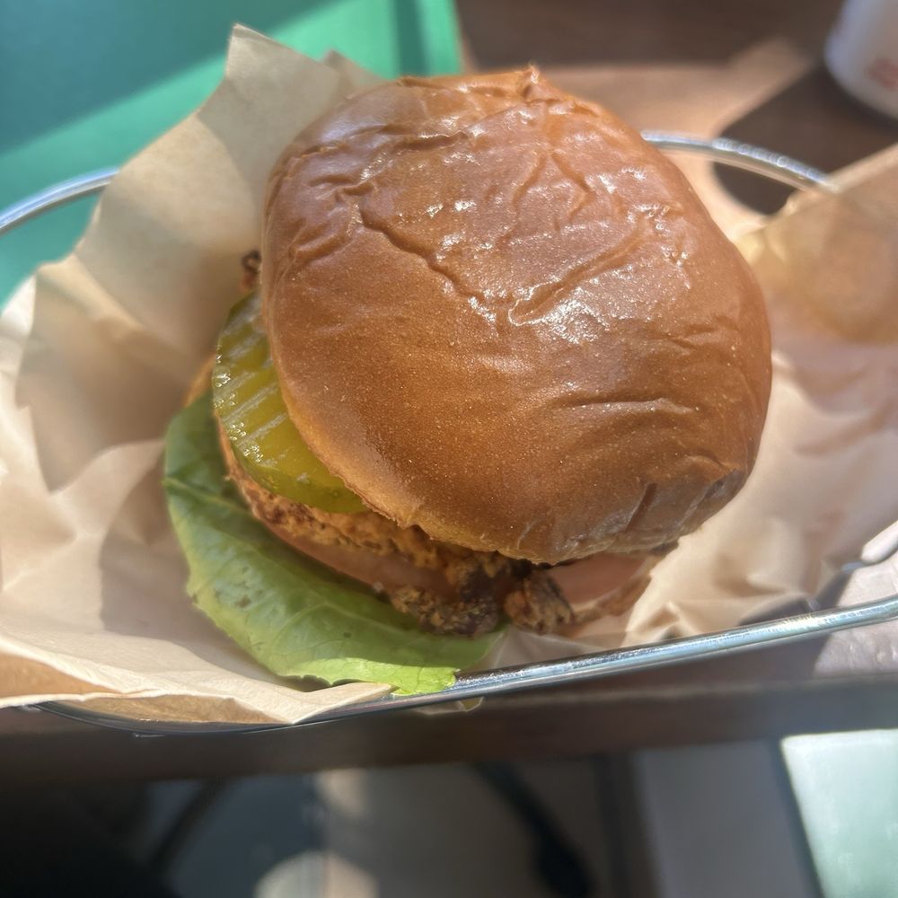 Fried Chicken Sandwich Fried Chicken Sandwich