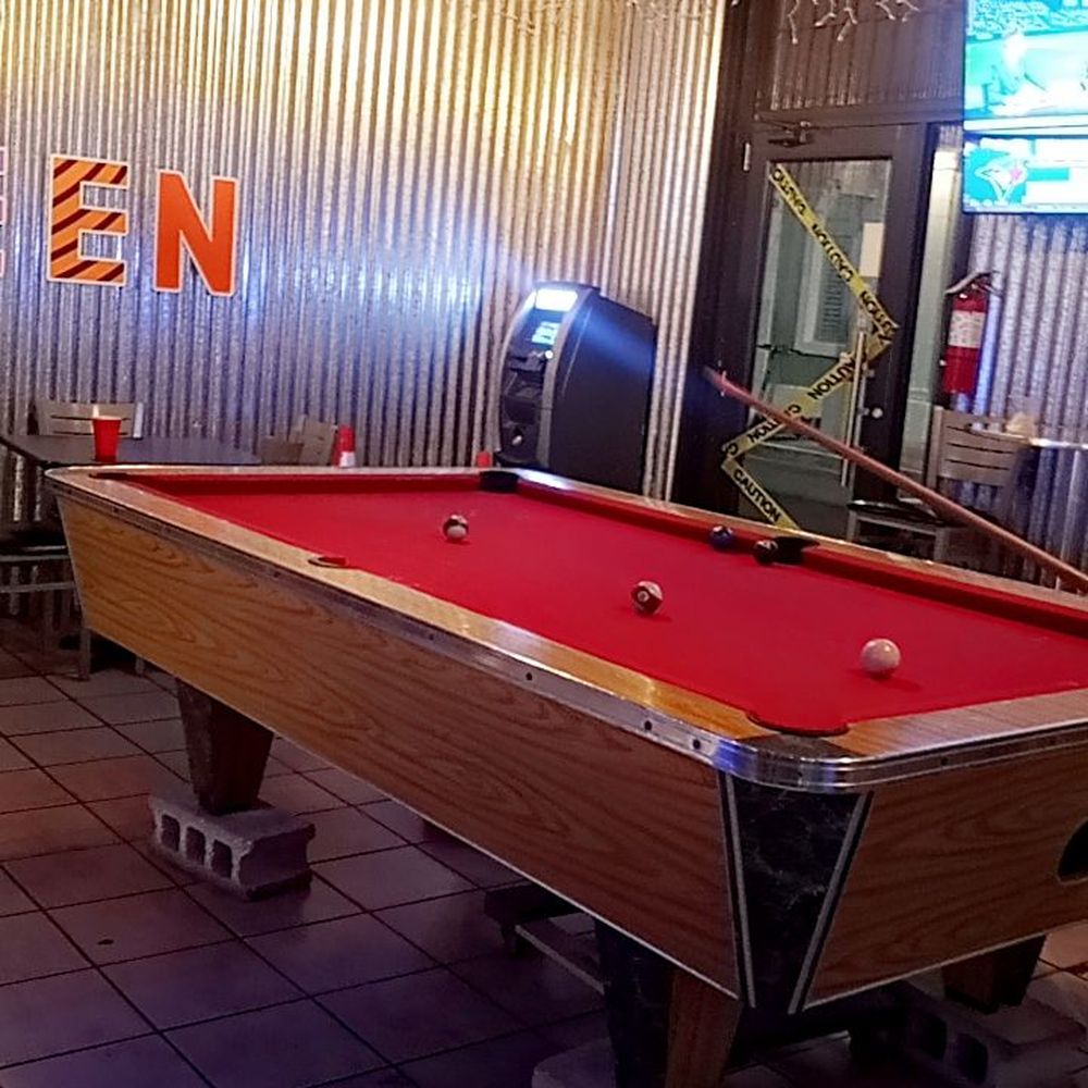 Barra 5 - Pool - Bars Near Me - San Juan, Puerto Rico