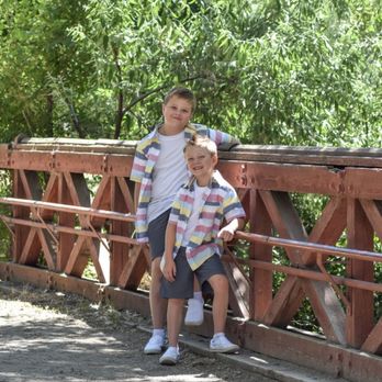 Weeping Willow Photography - 2023 pictures - Session Photography Near Me