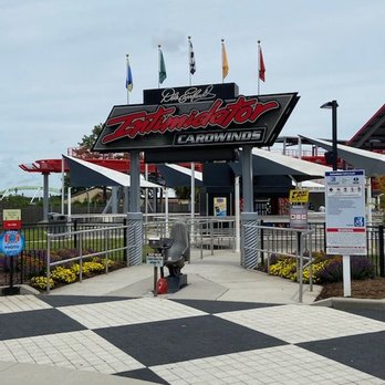 Carowinds - Amusement Parks Near Me - Charlotte, North Carolina Carowinds - Amusement Parks Near Me - Charlotte, North Carolina