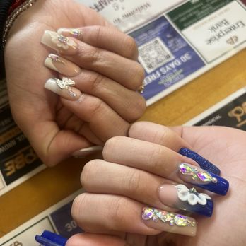 The Nail Palace - Nail Salons Near Me - Lowell, Massachusetts