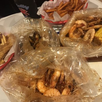 The Boiling Crab - Catfish, mussels, shrimp and sweet potato fries. 6/10. The flavor was different from the California branches. - Cajun/Creole Near Me - Dallas, Texas