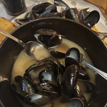Bourbon Street - Cajun/Creole Near Me - Bayside, New York