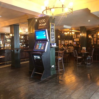 Hoop & Toy - Bar! - Pubs Near Me - London, XGL
