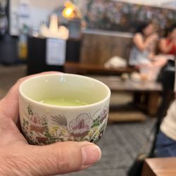 Isla Tea Lounge - Matcha Tea