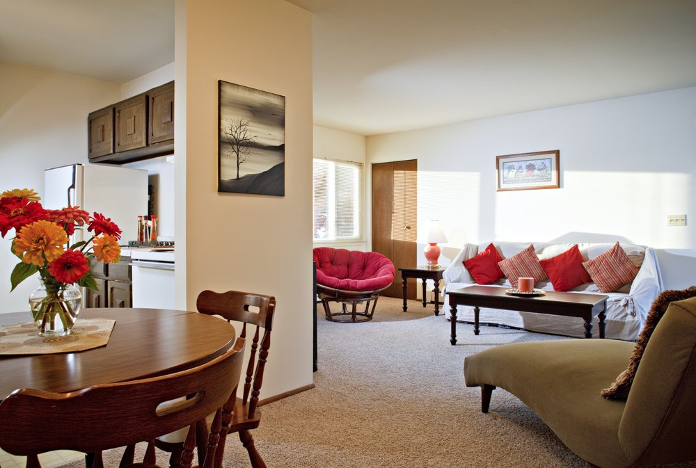 EVERGREEN APARTMENTS Request Information 1266 Northpoint Dr, Stevens Point, Wisconsin