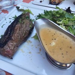 La Petite Cour - Bavette sauce poivre