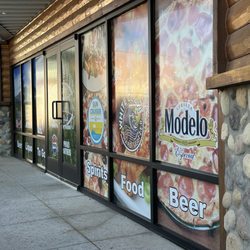 NiMarco's Pizza - Outside