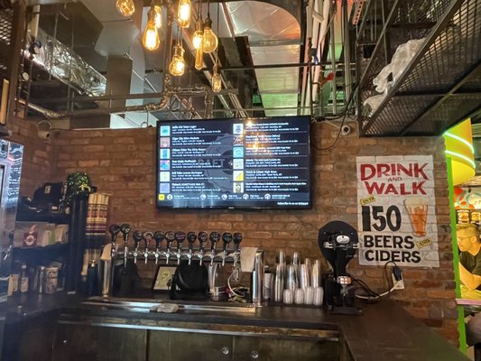 Craft+Carry at DeKalb Market Hall by null