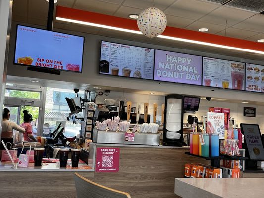 Dunkin' by null