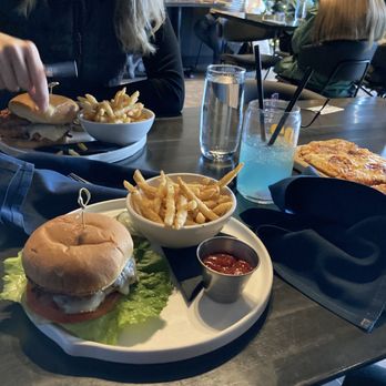402 eat + drink - American Near Me - Omaha, Nebraska 402 eat + drink - American Near Me - Omaha, Nebraska