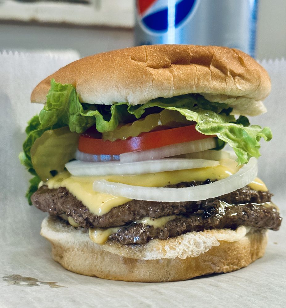 Stewart's Root Beer Drive-In Logo