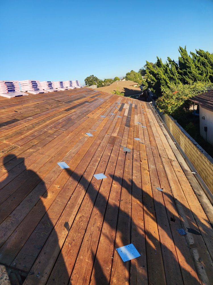 Slide of Bretts Roofing Repair And Raingutter Service