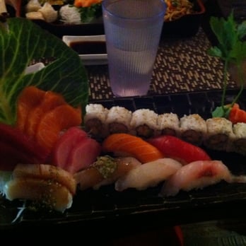 Iron Chef House - sushi & sashimi combo - Sushi Bars Near Me - Brooklyn, New York Iron Chef House - sushi & sashimi combo - Sushi Bars Near Me - Brooklyn, New York