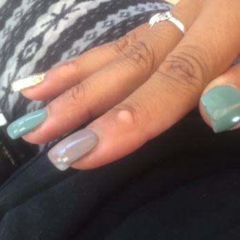 Fantastic Nails - This is the nail that has been fixed twice now. You can see the top is curving under ... Which is also bothersome for me. - Nail Salons Near Me - Paramount, California