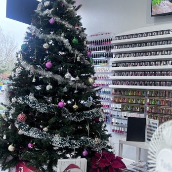 Nails by Ken - The whole aesthetic of the salon is so cute - Nail Salons Near Me - El Cerrito, California