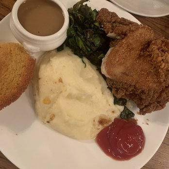 Vaudeville - Fried chicken plate (Sunday special) - New American Near Me - Fredericksburg, Texas