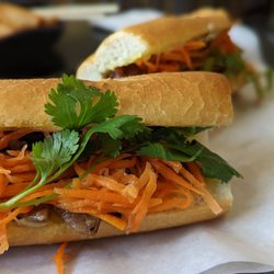Pho O-oh Tasty - Banh Mi (pork)