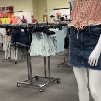 Nellis Afb Exchange - Tops, shorts, whatever you want...colorful lovely displays - Department Stores Near Me - Nellis AFB, Nevada Nellis Afb Exchange - Tops, shorts, whatever you want...colorful lovely displays - Department Stores Near Me - Nellis AFB, Nevada