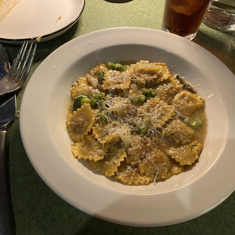 Mano A Mano - Raviolini - Italian Near Me - Chicago, Illinois Mano A Mano - Raviolini - Italian Near Me - Chicago, Illinois